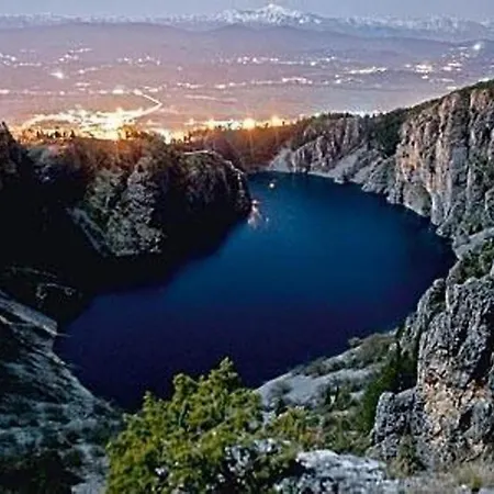 Zara With Heated Hydromassage-pool Вилла *