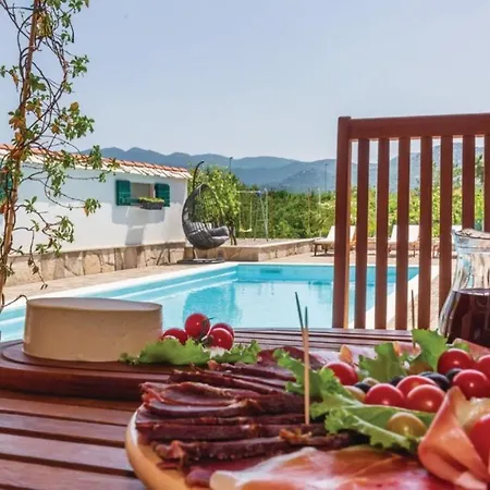 Vila Zara With Heated Hydromassage-pool Vrgorac