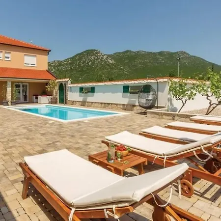 Zara With Heated Hydromassage-pool * Vrgorac
