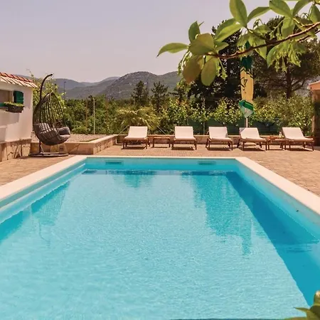 Villa Zara With Heated Hydromassage-pool