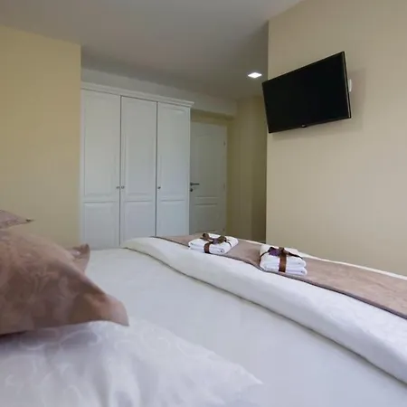 Zara With Heated Hydromassage-pool Villa