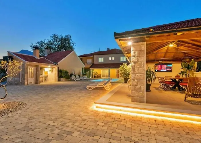 Zara With Heated Hydromassage-pool * Vrgorac